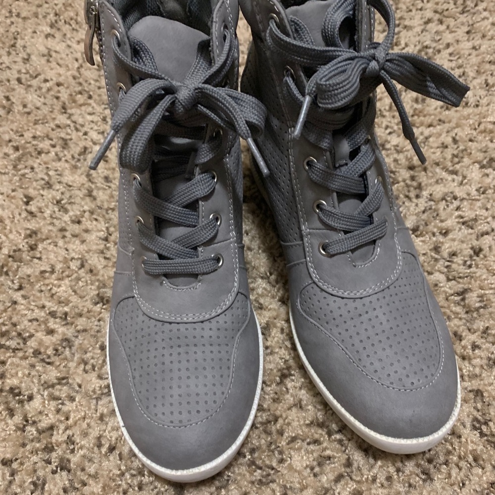 gray booties - Picture 3 of 5